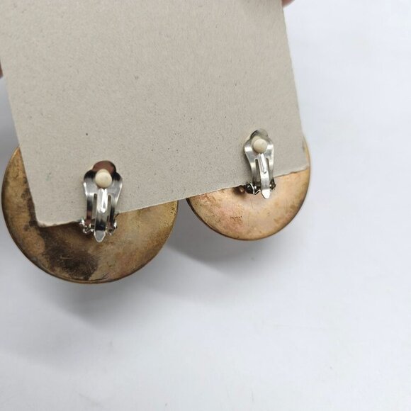 Vintage 1980s Gold Tone Clip On Earrings Faux Pearl Center Multi Rhinestones - Picture 4 of 6